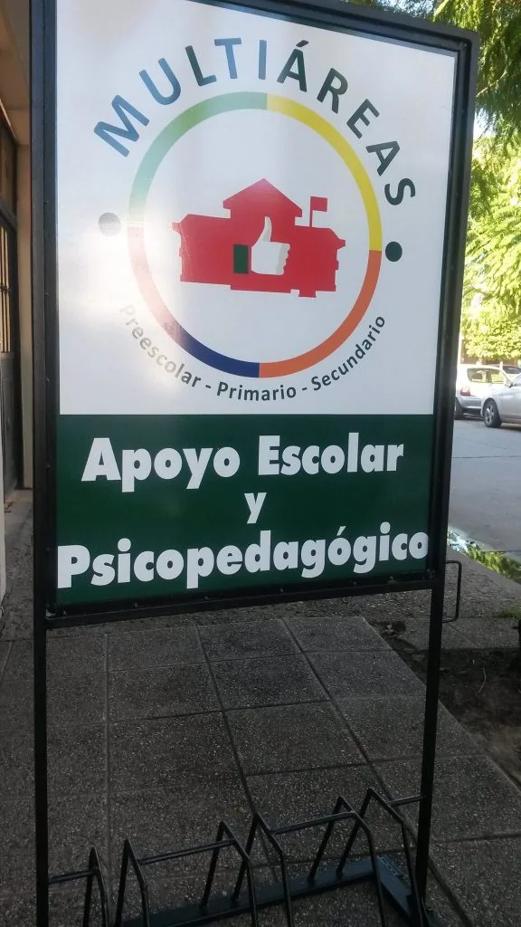 Trabajo de cartel 06